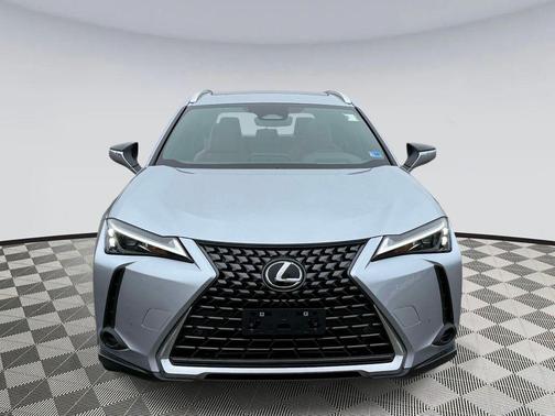 Iridium 2026 Lexus UX 300h Premium