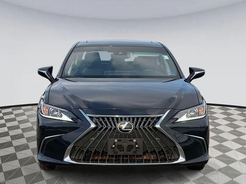 2024 Lexus ES 250 Base