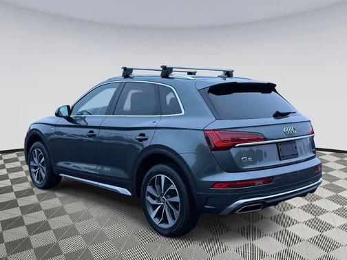 2022 Audi Q5 S line Premium Plus