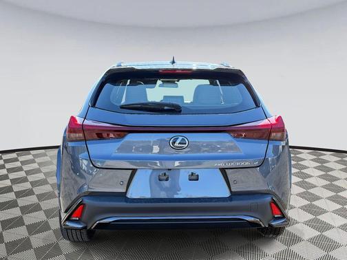 2025 Lexus UX 300h F SPORT Design