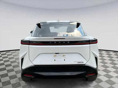 2023 Lexus RZ 450e Premium