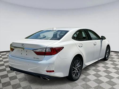 2018 Lexus ES 350 Base