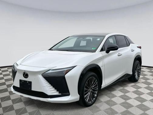 2023 Lexus RZ 450e Luxury