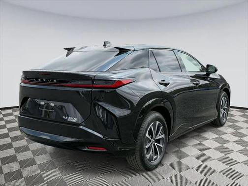2025 Lexus RZ 450e Premium