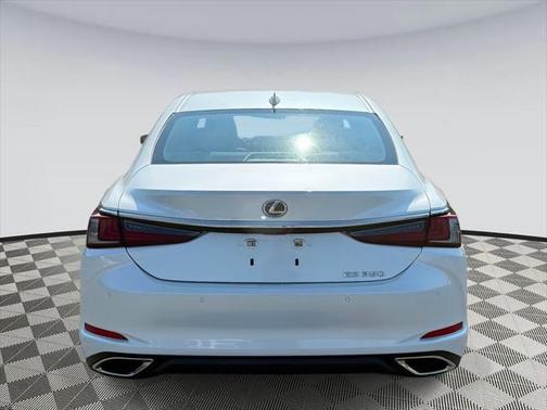 2024 Lexus ES 350 Premium