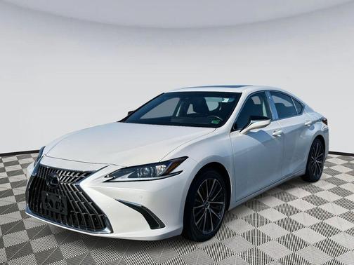 2022 Lexus ES 350 Base