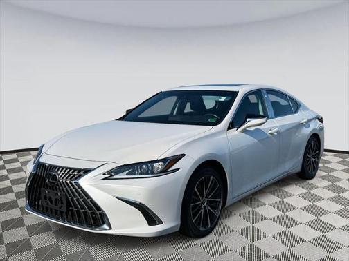 2022 Lexus ES 350 Base