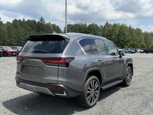 2025 Lexus LX 600 Luxury