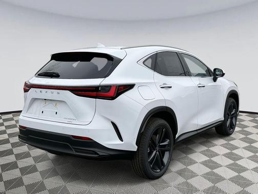 2026 Lexus NX 450h+ NX 450h+ Luxury