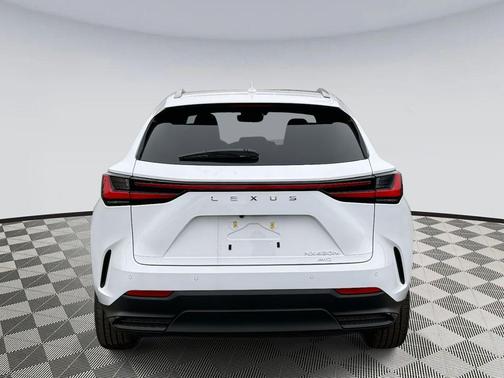 2026 Lexus NX 450h+ NX 450h+ Luxury