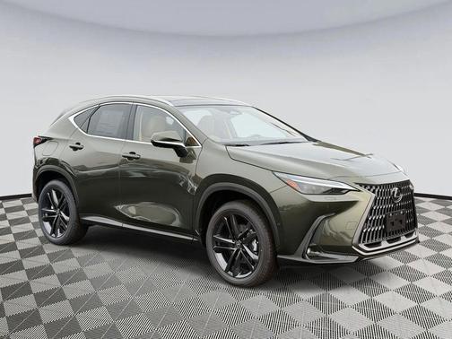 2026 Lexus NX 450h+ Luxury