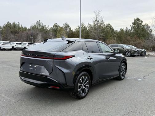2024 Lexus RZ 300e Premium