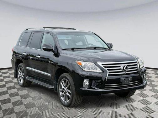 2014 Lexus LX 570 Base