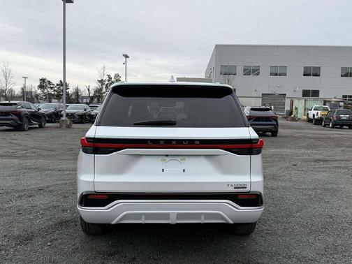 2026 Lexus TX 500h F SPORT Premium