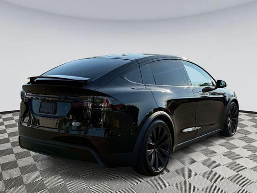 BLACK 2022 Tesla Model X Plaid Tri Motor All-Wheel Drive