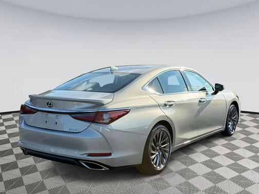 2024 Lexus ES 350 Luxury
