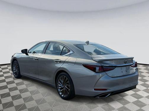 2024 Lexus ES 350 Luxury