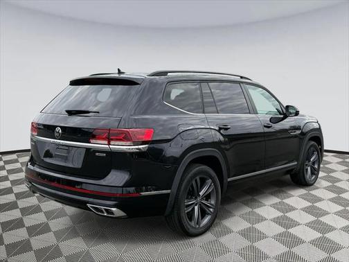 2021 Volkswagen Atlas 3.6 V6 SE w/ Technology R-Line