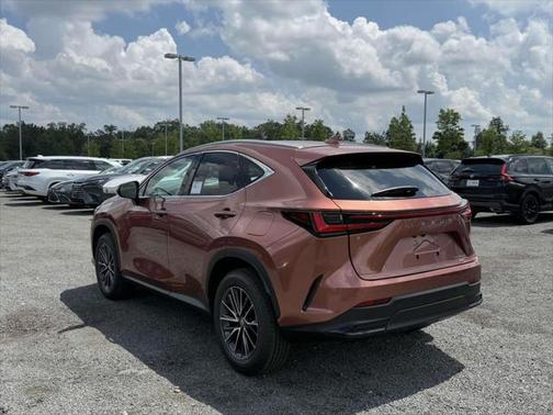 2025 Lexus NX 350h Premium
