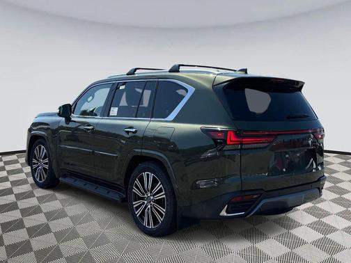 2026 Lexus LX 700h Luxury