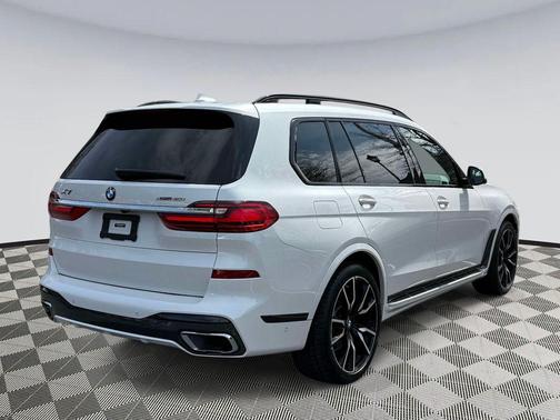 Mineral White Metallic 2020 BMW X7 xDrive40i