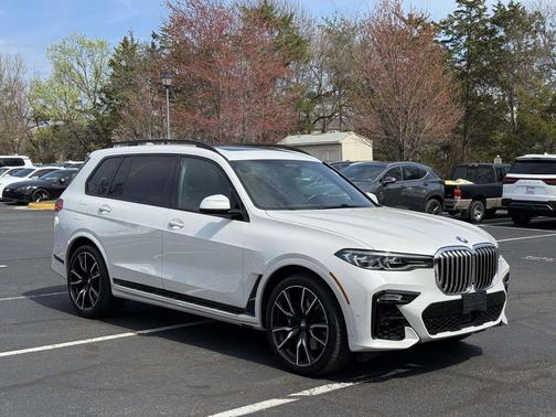 Mineral White Metallic 2020 BMW X7 xDrive40i