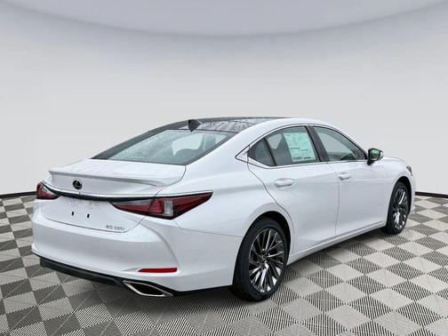2025 Lexus ES 350 Ultra Luxury