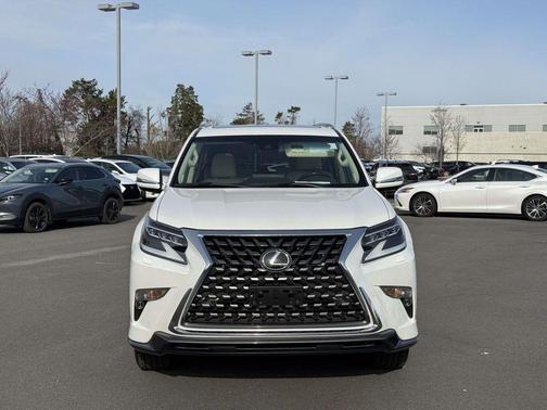 EMINENT WHITE 2023 Lexus GX 460 Luxury