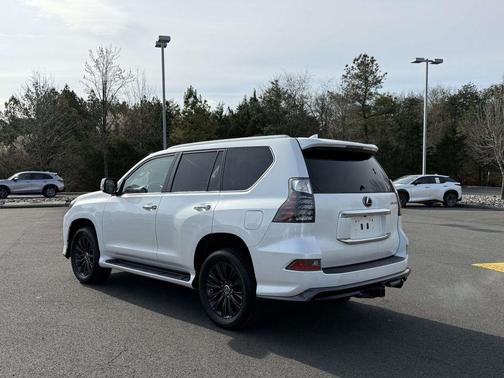 EMINENT WHITE 2023 Lexus GX 460 Luxury