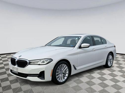 2022 BMW 530 i