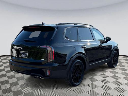 Ebony Black 2025 Kia Telluride SX Prestige X-Line
