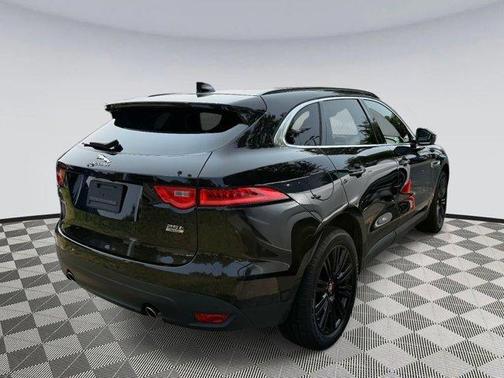 2019 Jaguar F-PACE 25t Premium