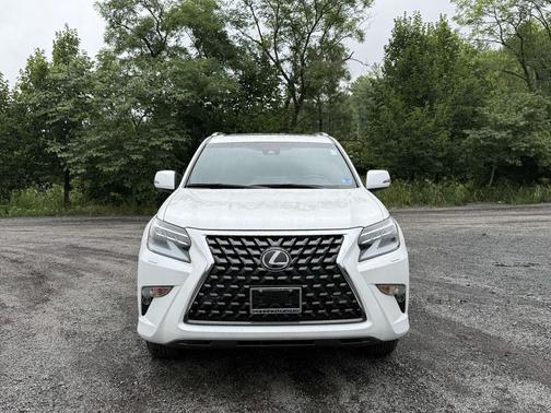 Eminent White Pearl 2023 Lexus GX 460 Premium