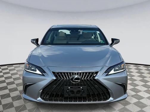 2024 Lexus ES 350 Premium