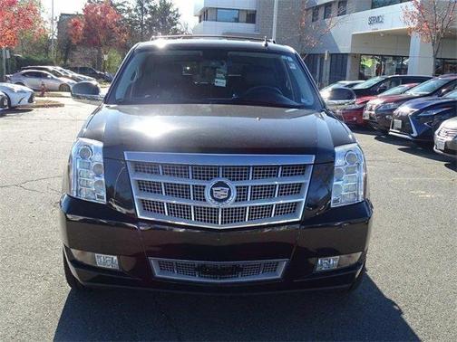 Photo 3 of 28 of 2014 Cadillac Escalade Platinum Edition