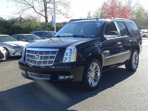 Photo 4 of 28 of 2014 Cadillac Escalade Platinum Edition
