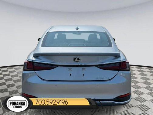 2025 Lexus ES 300h Luxury