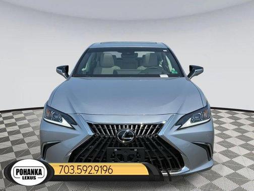 2025 Lexus ES 300h Luxury
