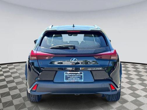 Obsidian 2023 Lexus UX 250h Base