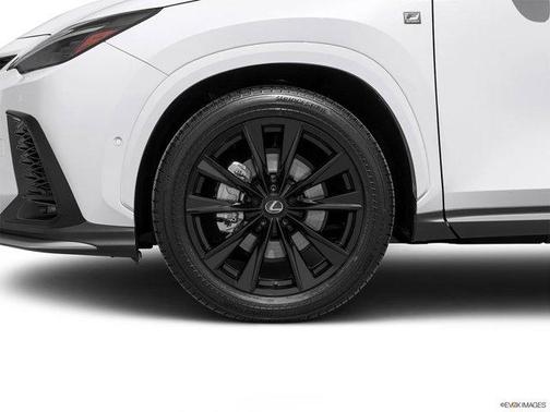 2025 Lexus NX 450h+ Luxury