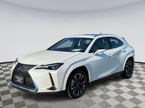 Eminent White Pearl 2025 Lexus UX 300h Premium