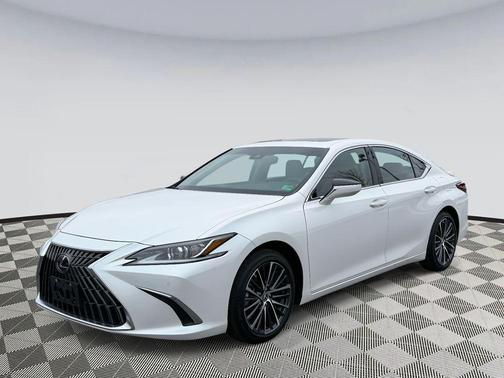 2025 Lexus ES 300h Premium