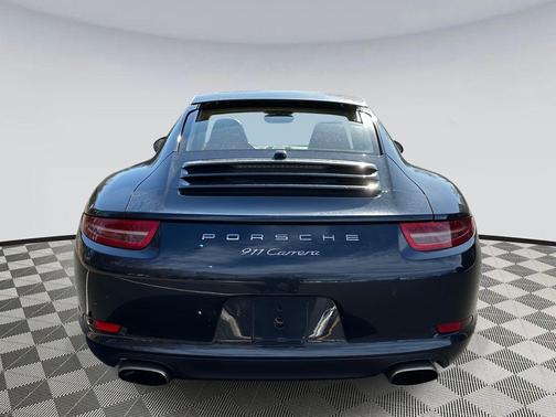 2013 Porsche 911 Carrera