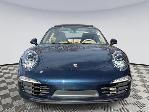 2013 Porsche 911 Carrera