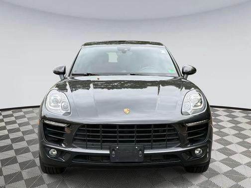 2018 Porsche Macan Base
