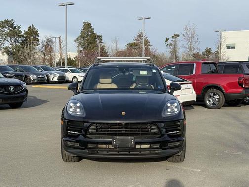 Black 2019 Porsche Macan Macan S