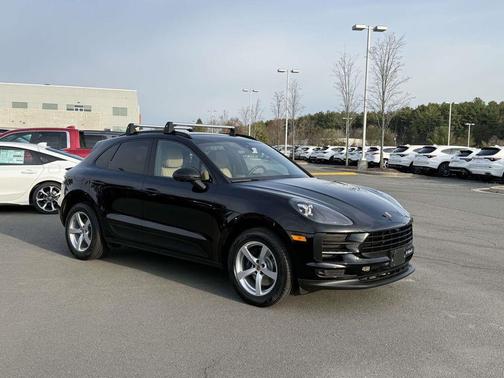 Black 2019 Porsche Macan Macan S