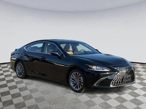 2024 Lexus ES 300h Luxury