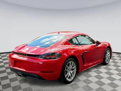 2024 Porsche 718 Cayman 