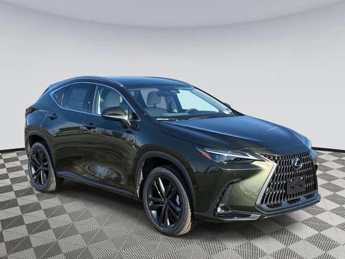 2026 Lexus NX 450h+ Luxury